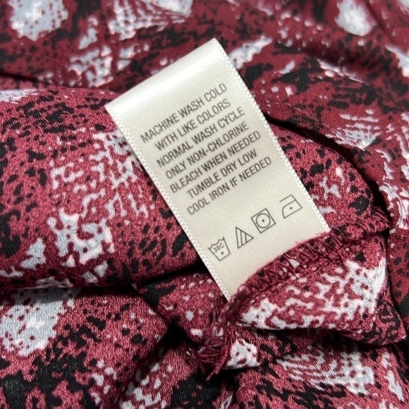 West K Burgundy Snake Skin Print Blouse - Picture 7 of 7
